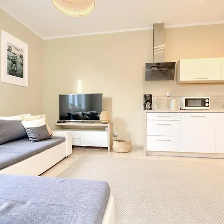 Apartament Blue Mare Przy Promenadzie 200 M Beach, Kapitalna Lokalizacja, Lage, Free Parking Kołobrzeg